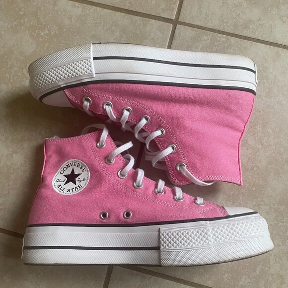 Converse Women's Pink Platform - Picture 3 of 9